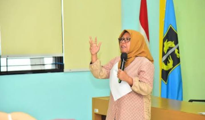 SPMB 2026 Surabaya Dinilai Paling Transparan, KAKI Jatim Sebut Kadisdik Febrina Layak Raih Penghargaan Kemendikdasmen